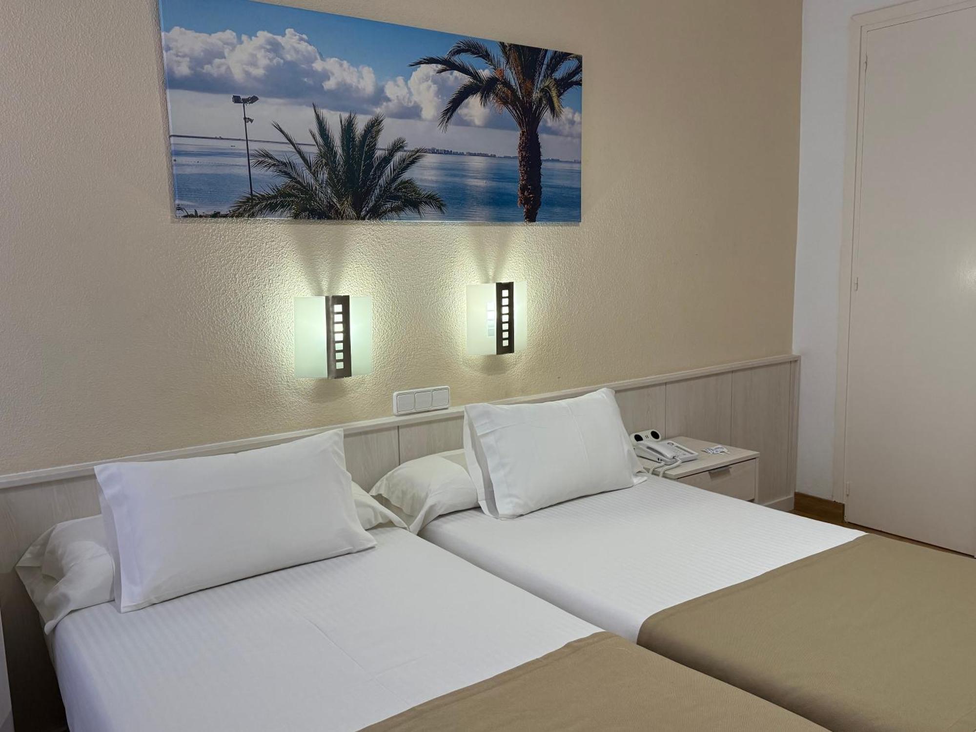 Hotel Neptuno San Pedro del Pinatar Pokoj fotografie