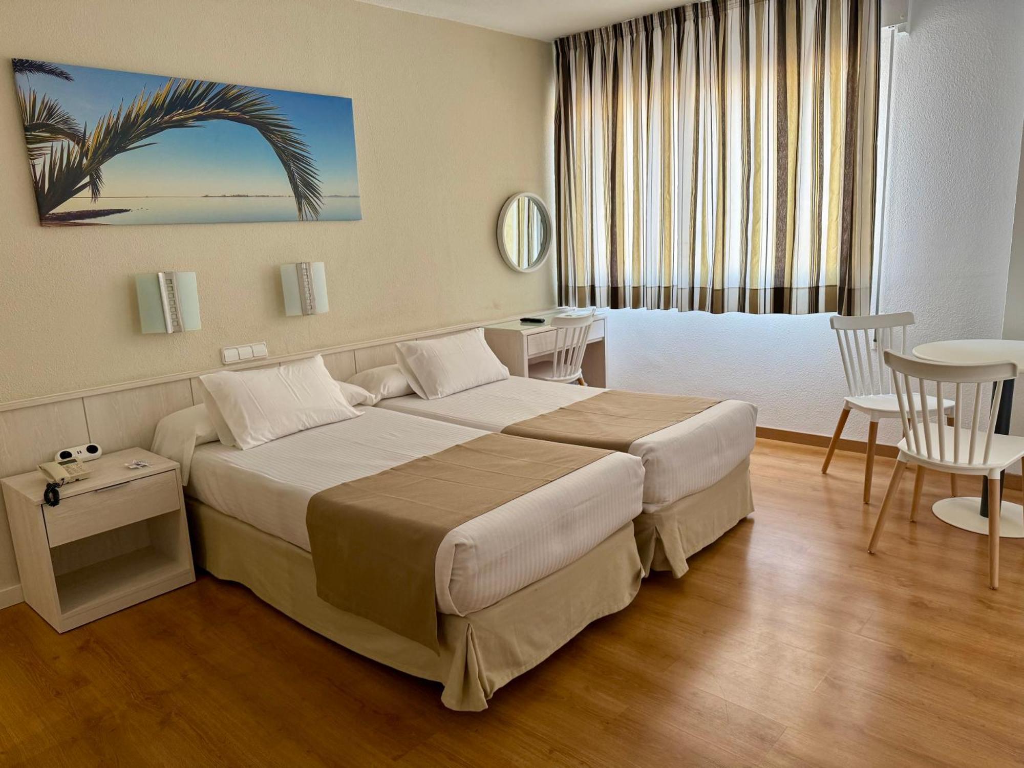 Hotel Neptuno San Pedro del Pinatar Pokoj fotografie